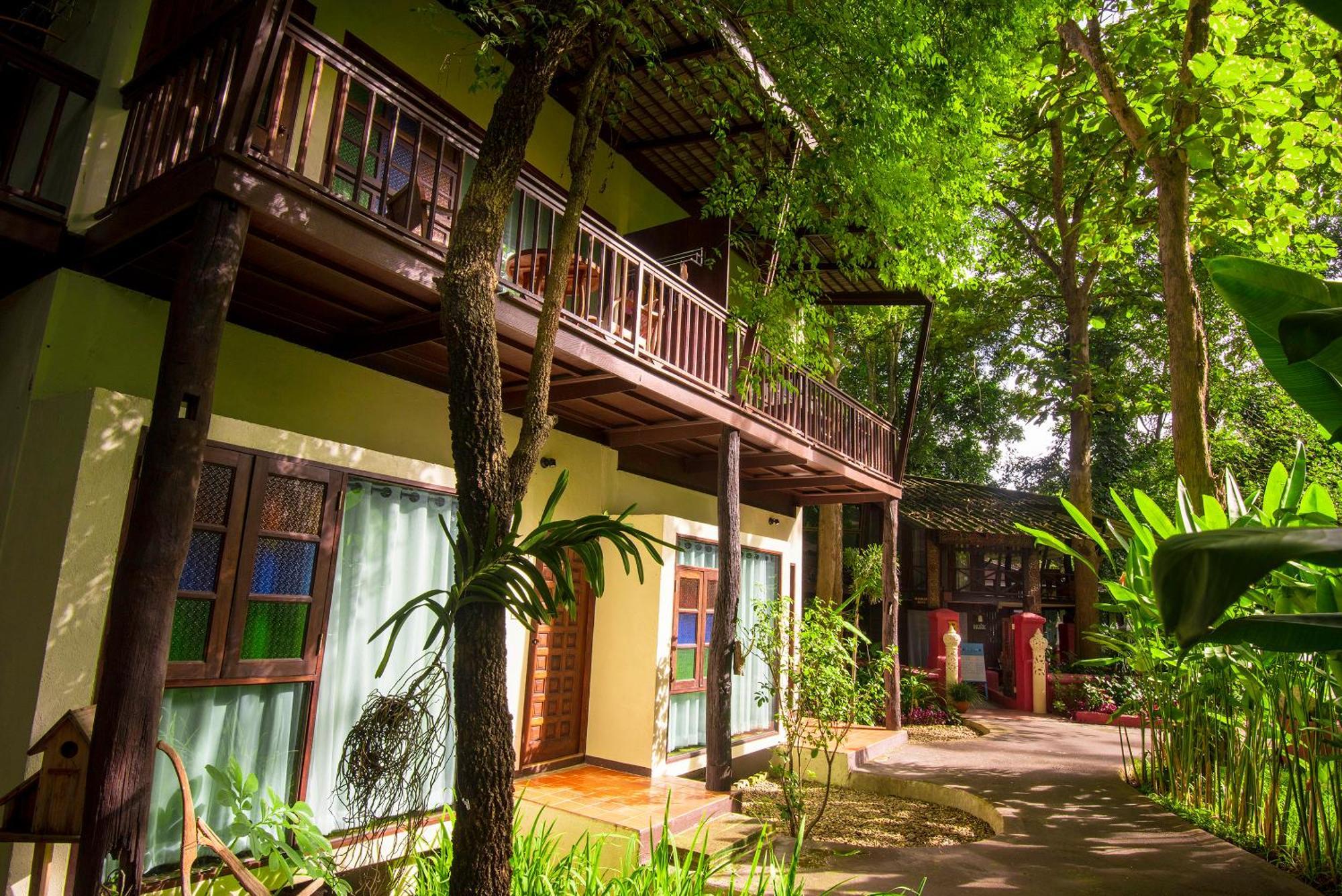 E-Outfitting Doikham Resort Чиангмай Экстерьер фото