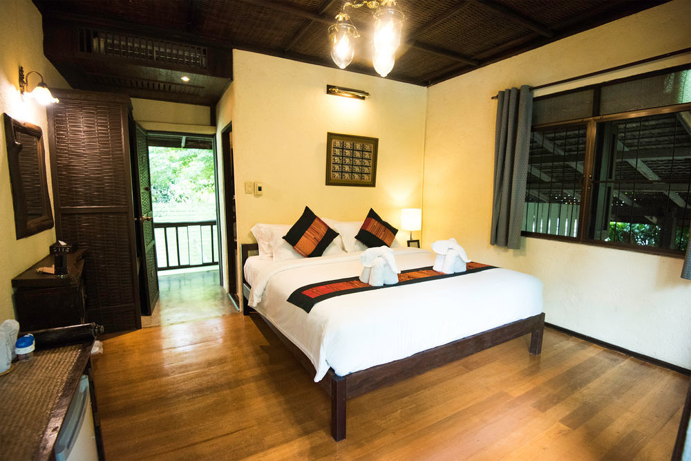 E-Outfitting Doikham Resort Чиангмай Экстерьер фото