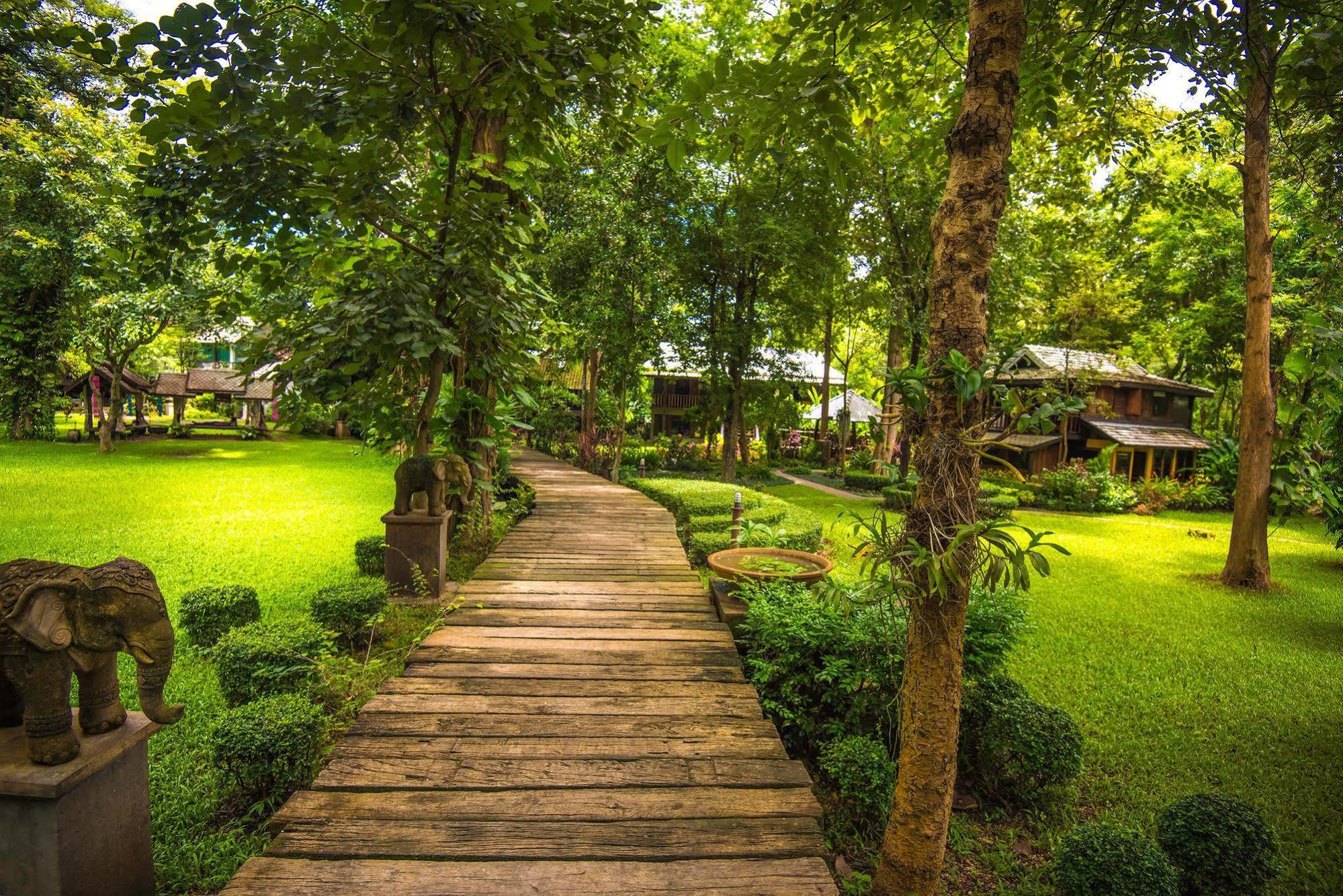 E-Outfitting Doikham Resort Чиангмай Экстерьер фото
